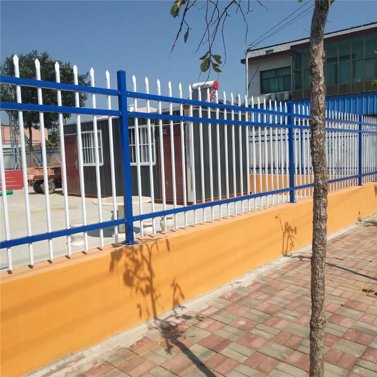 長沙學(xué)校鋅鋼護(hù)欄網(wǎng) 圍墻防護(hù)欄桿